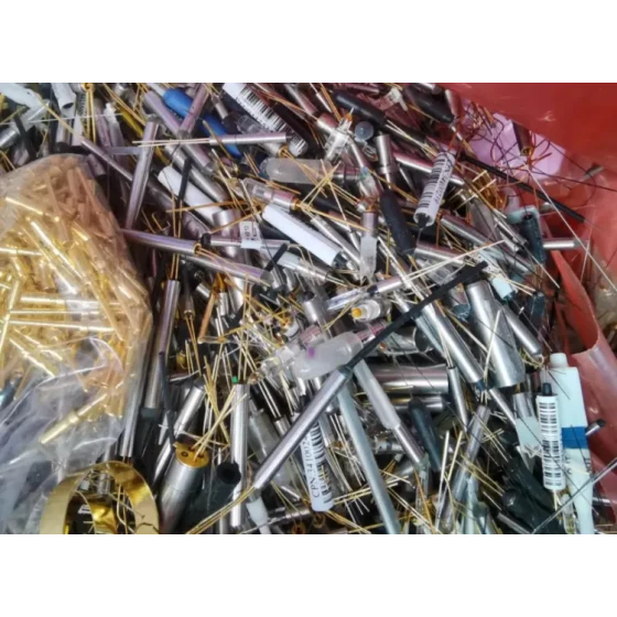 多金属废料梯级分离回收试验