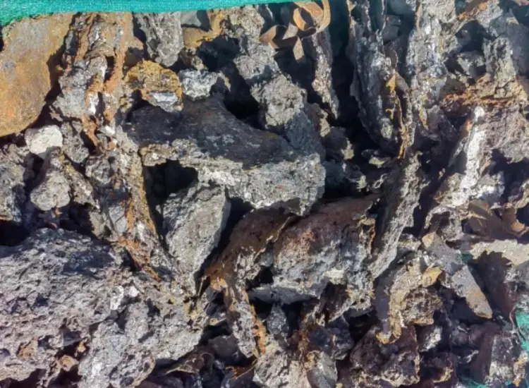 高炉渣铁组分深度回收与提质试验